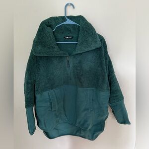 Green sherpa north face pullover, quarter zip